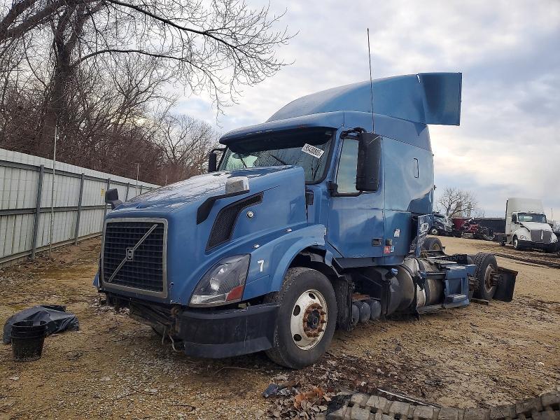 2012 Volvo Vnl Semi Truck