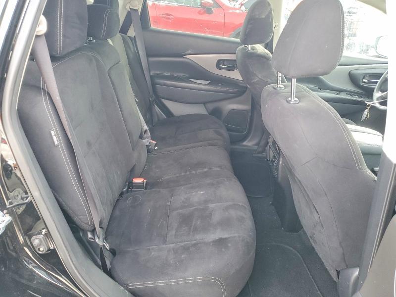 2019 Nissan Murano s