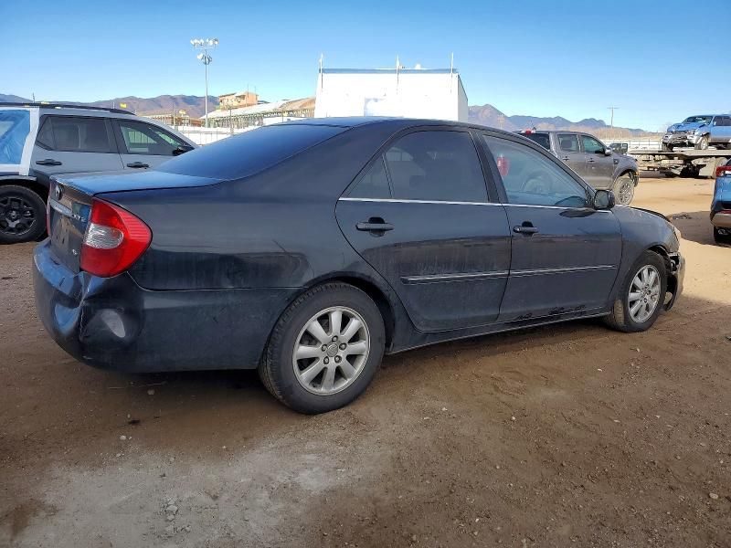 2004 Toyota Camry le