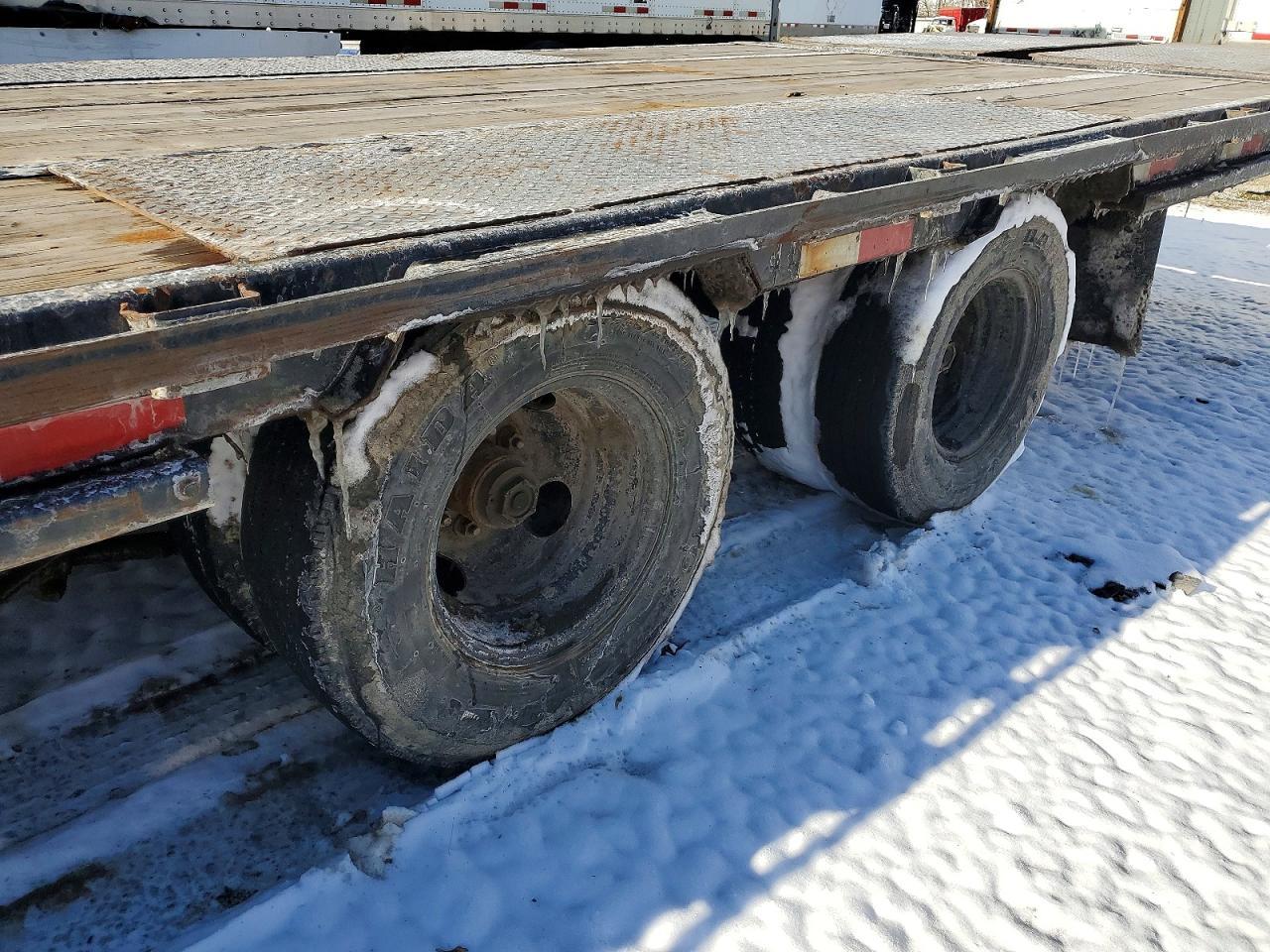 2023 Pj Trailer 2023 PJ 3F492 Equipment Trailer