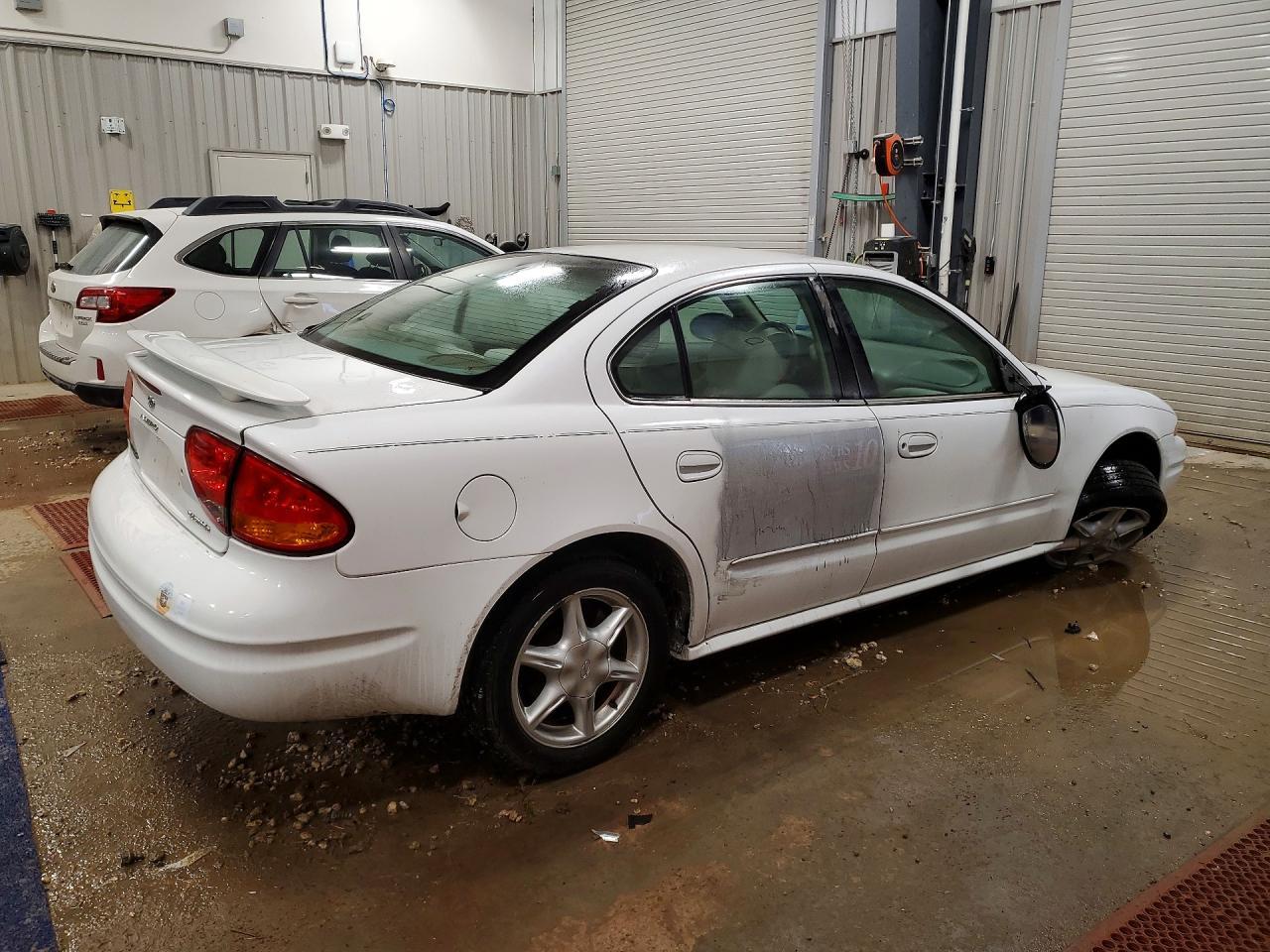 2004 Oldsmobile Alero gl