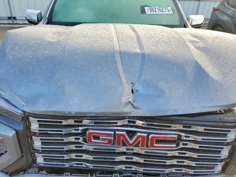 2025 GMC Canyon Denali