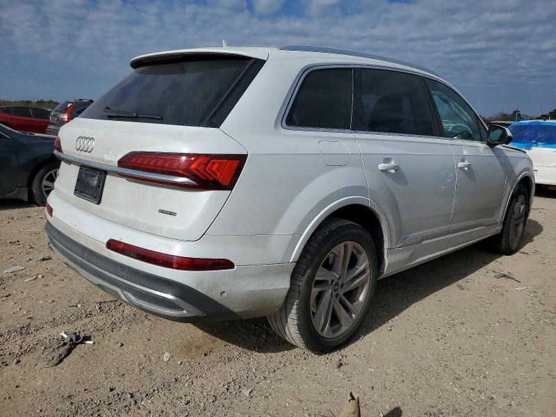 2021 Audi Q7 Premium Plus