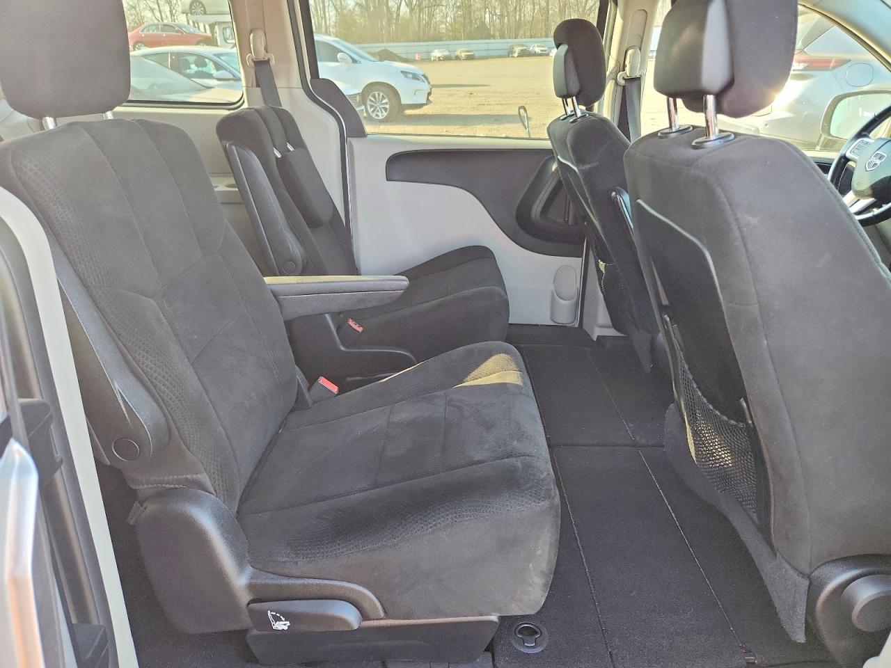 2012 Dodge Grand Caravan se