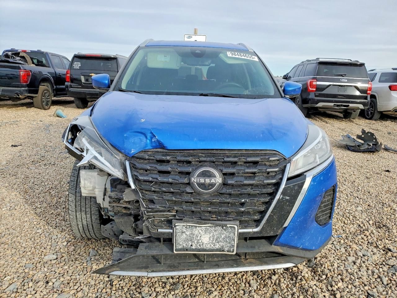 2022 Nissan Kicks sv