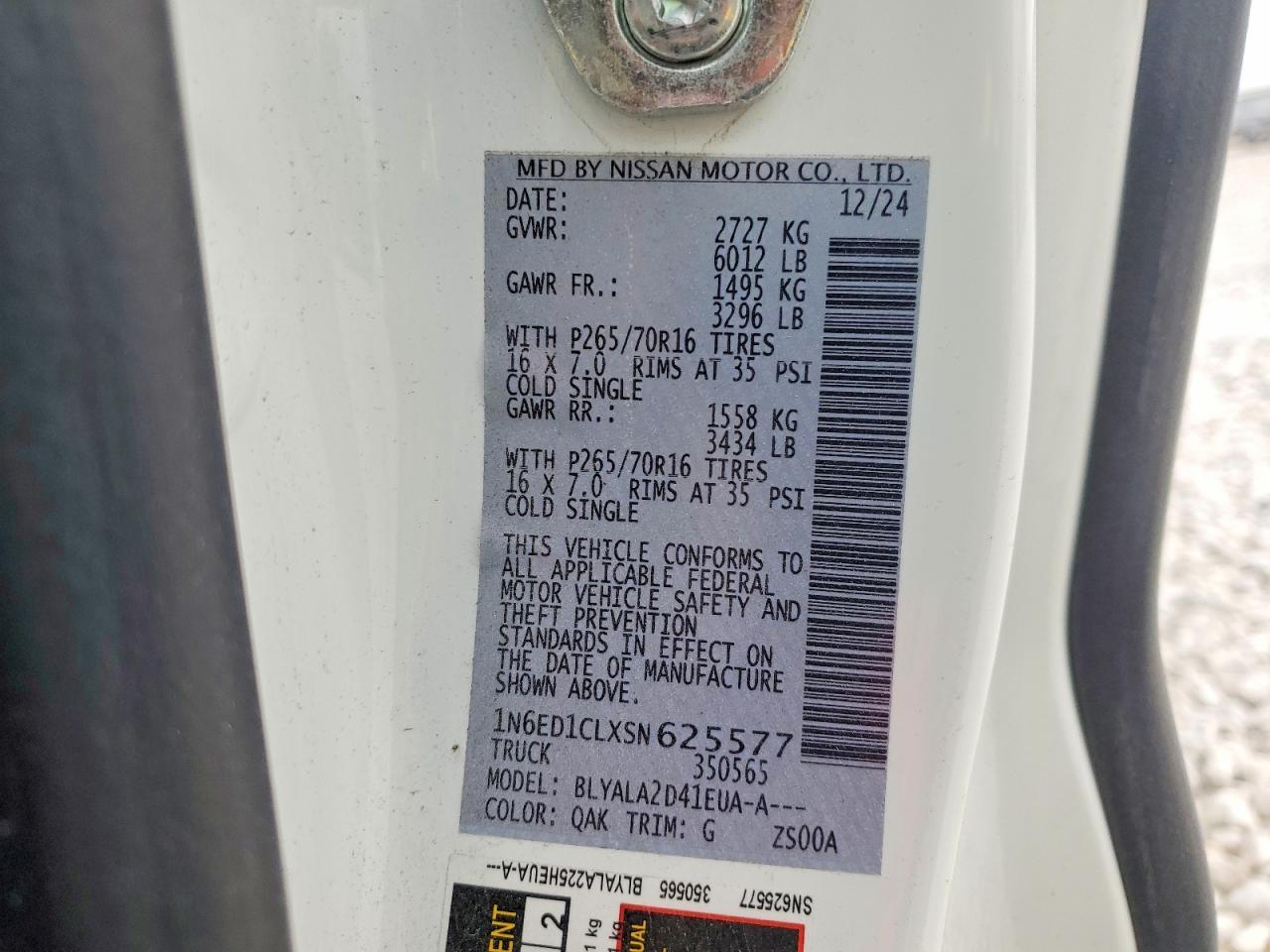 2025 Nissan Frontier s