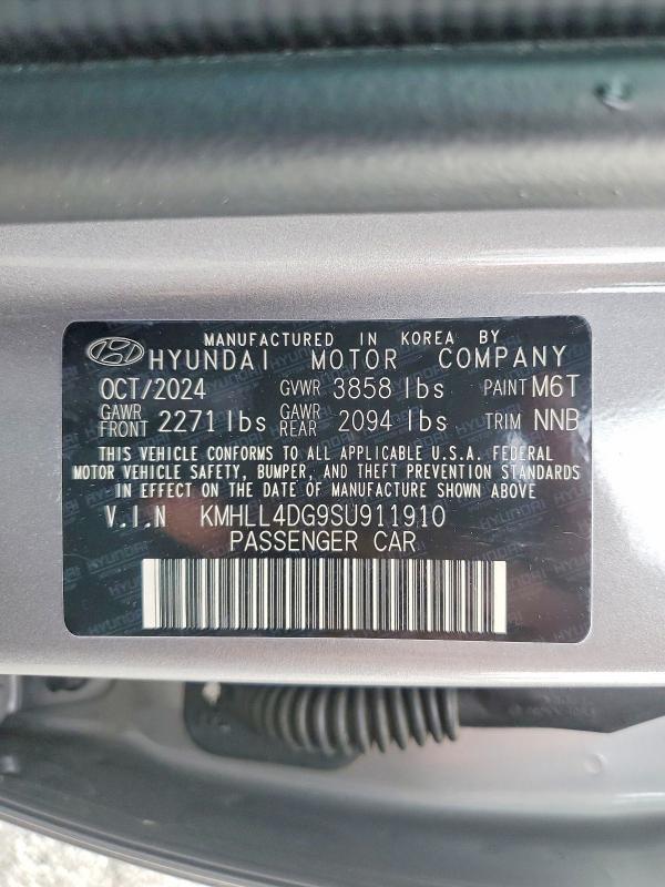 2025 Hyundai Elantra se