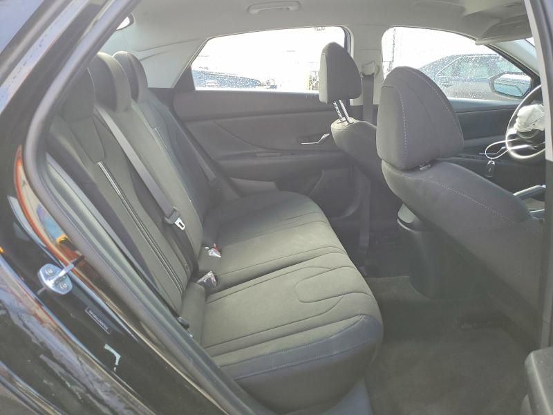 2022 Hyundai Elantra sel