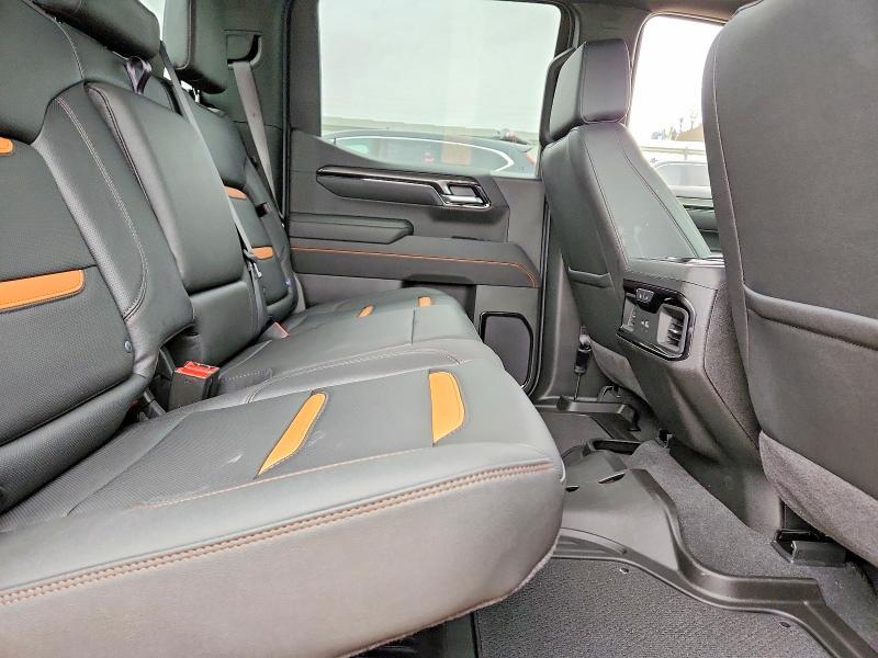 2026 GMC Sierra K1500 AT4