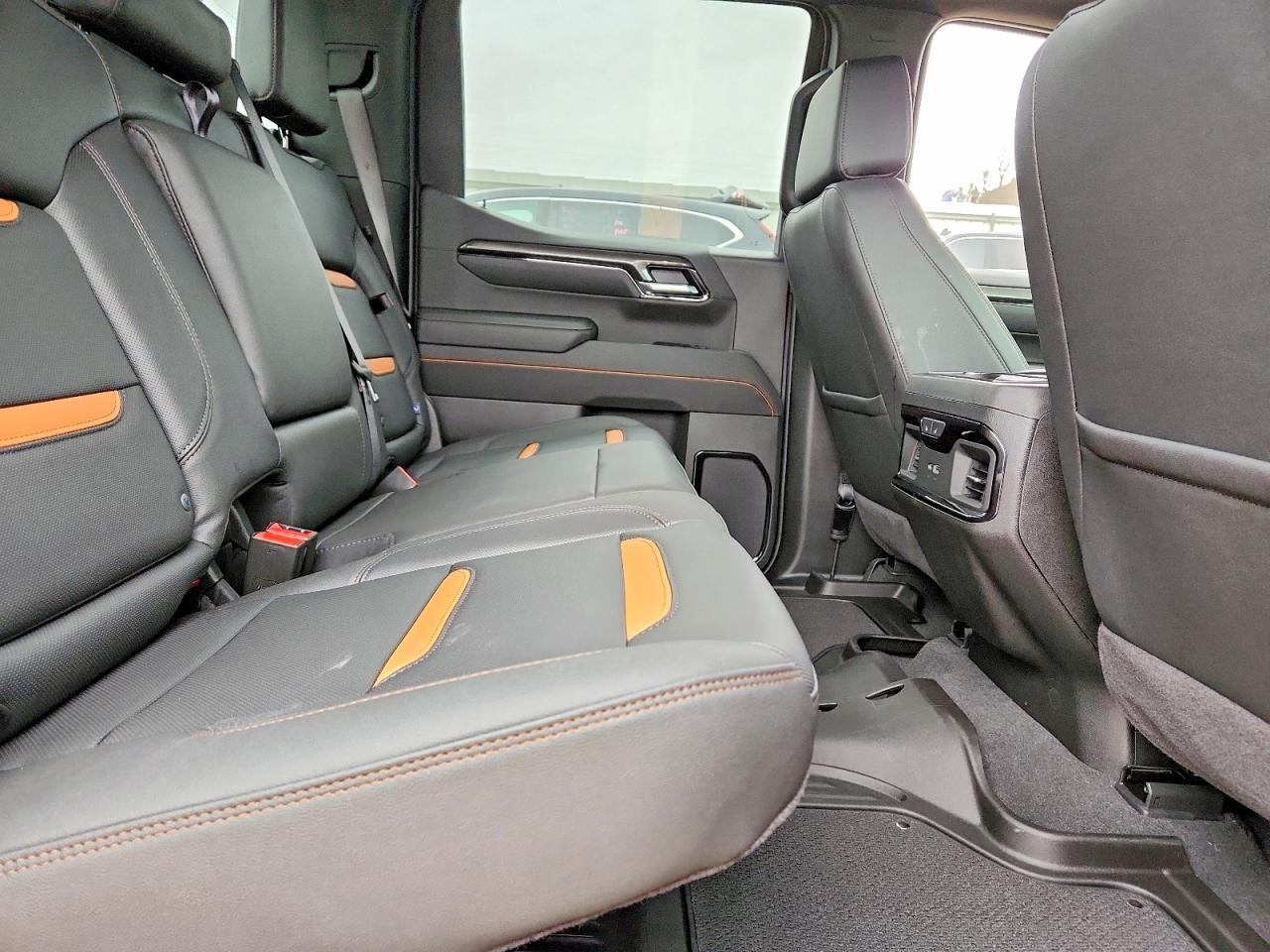 2026 GMC Sierra K1500 AT4