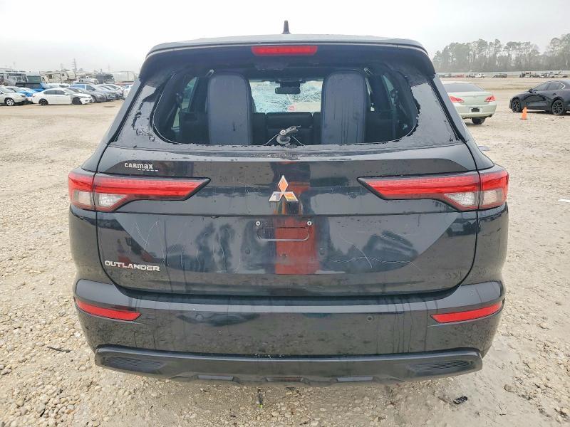2022 Mitsubishi Outlander se