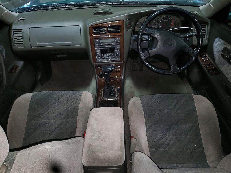 1996 Nissan Stagea