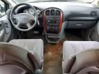 2006 Chrysler Town & Country