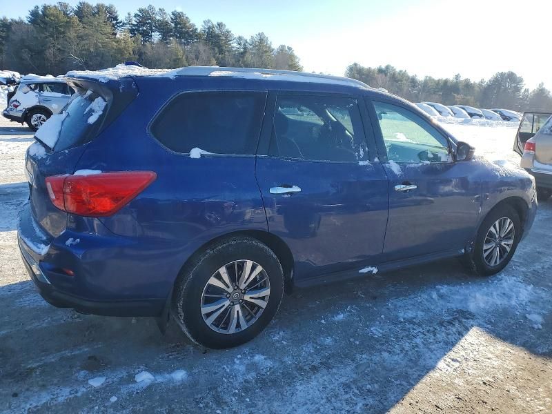 2019 Nissan Pathfinder s
