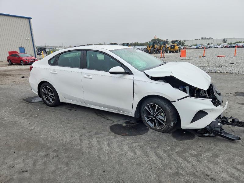 2022 KIA Forte fe