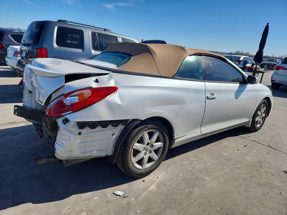 2006 Toyota Camry Solara se