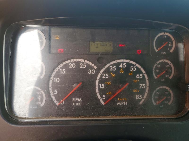 2007 Freightliner Business Class M2 Tank Truck