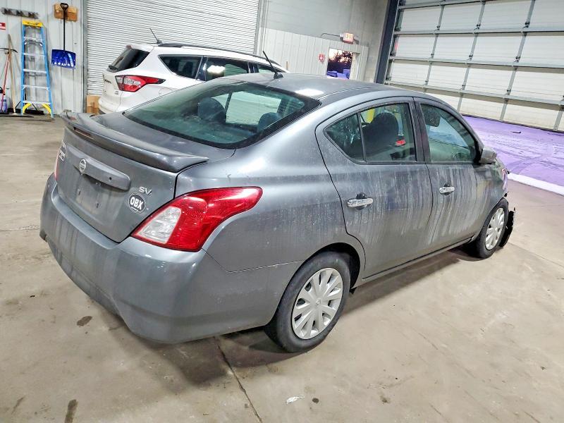 2019 Nissan Versa s