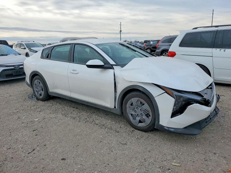 2025 KIA K4 lx
