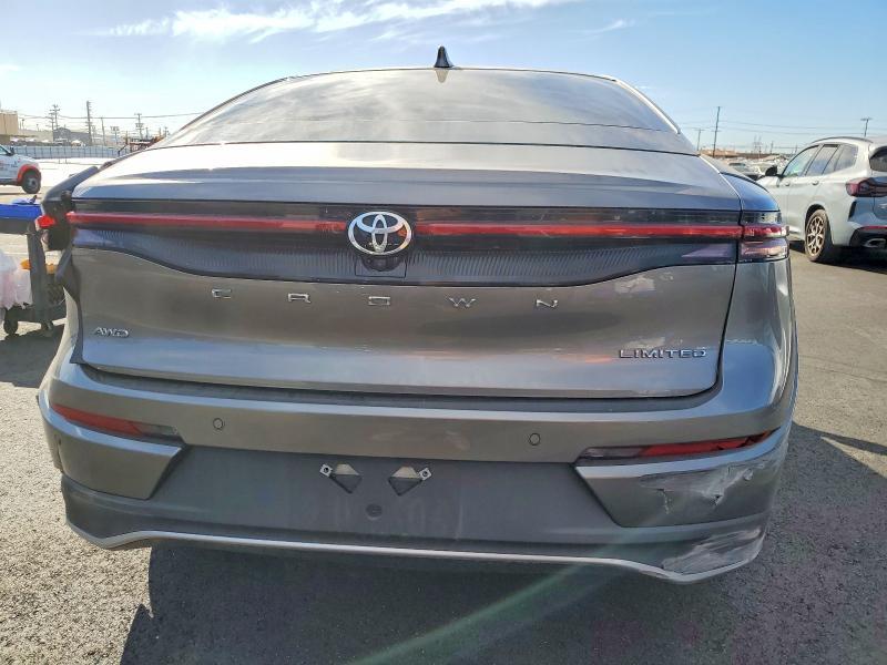 2023 Toyota Crown xle