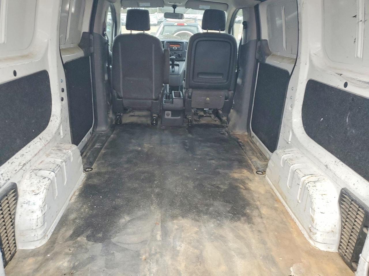 2016 Nissan NV200