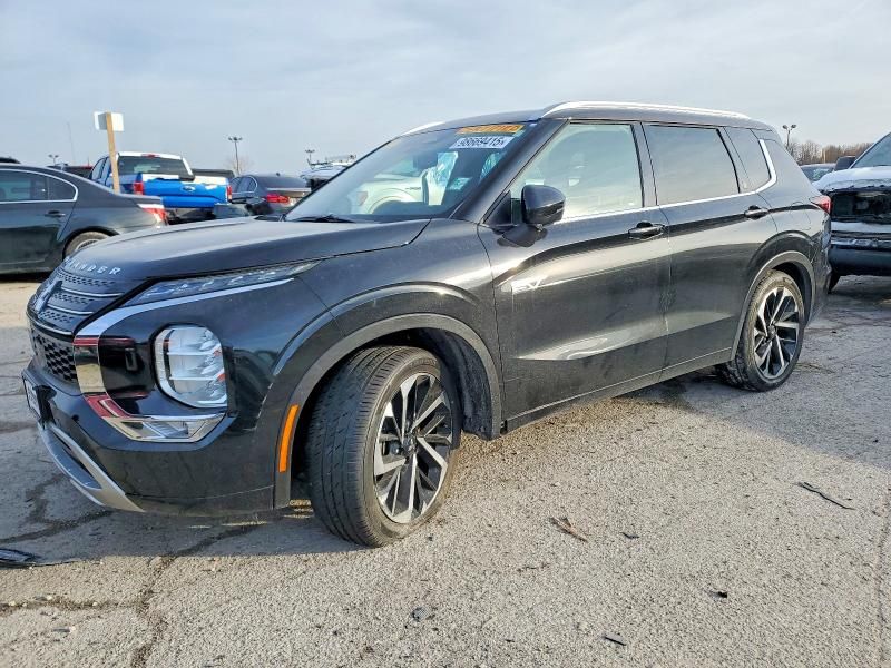 2023 Mitsubishi Outlander sel