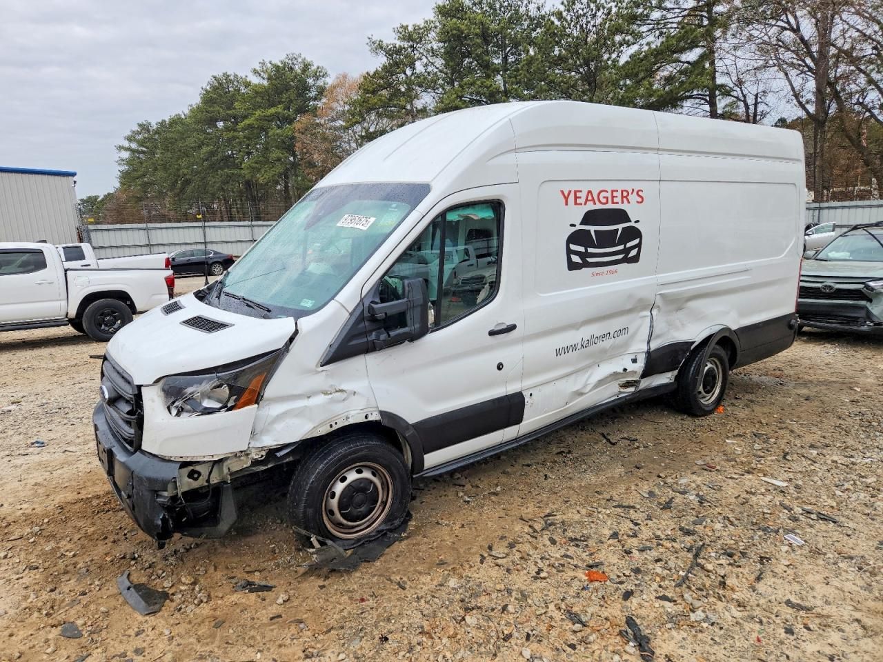 2020 Ford Transit Cargo van t