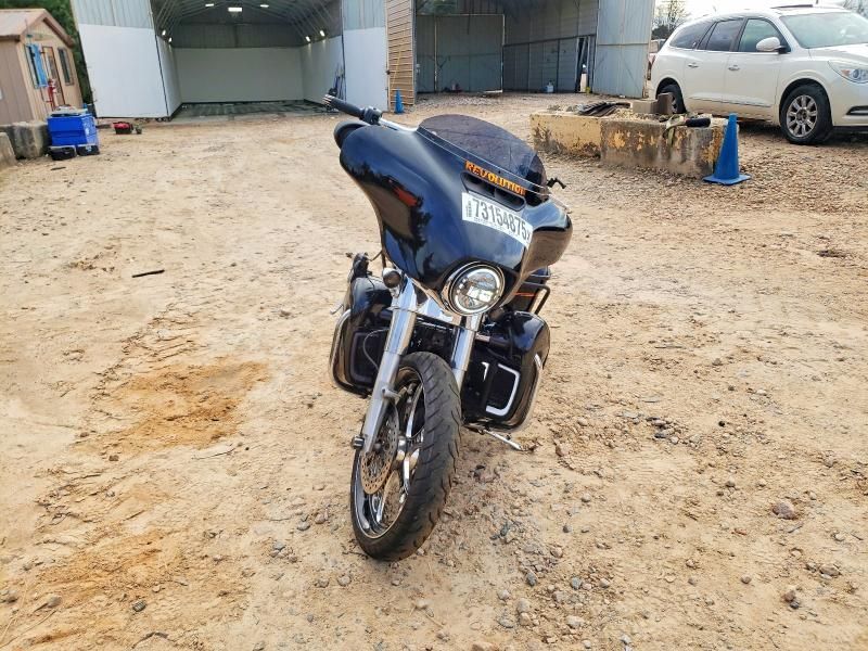 2021 Harley-Davidson Flhx