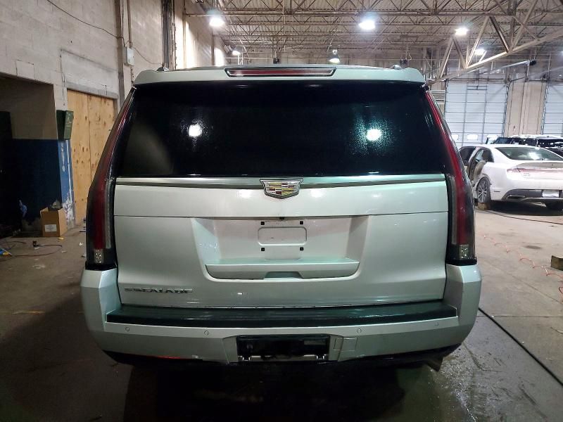 2016 Cadillac Escalade Luxury