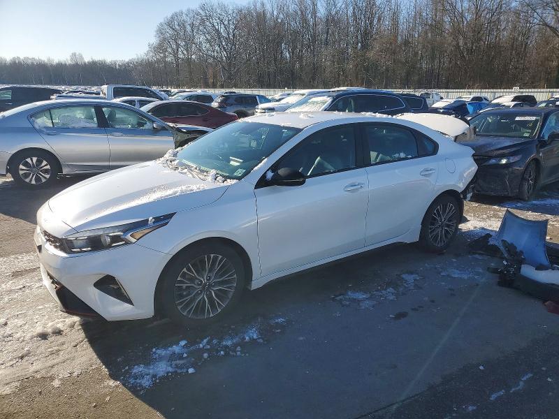 2022 KIA Forte gt Line