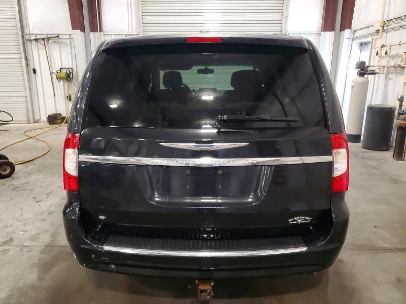 2012 Chrysler Town & Country Touring