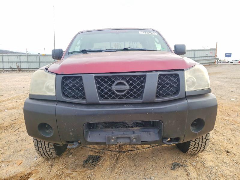 2004 Nissan Titan xe