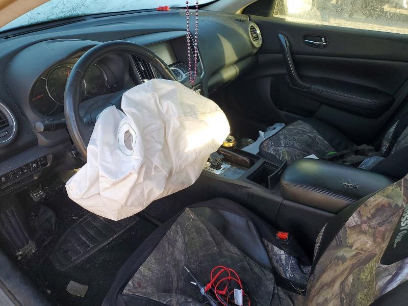 2014 Nissan Maxima s