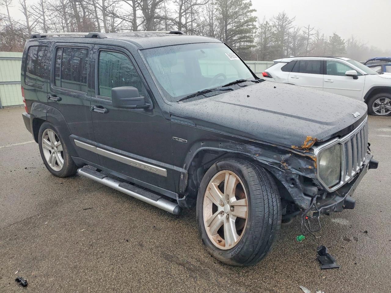 2012 Jeep Liberty jet
