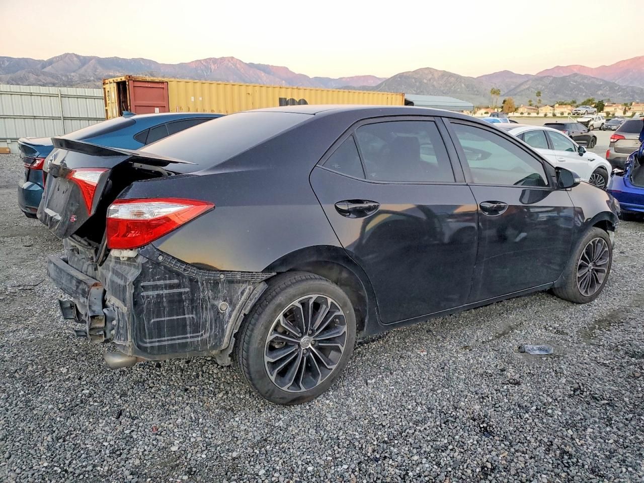 2015 Toyota Corolla l