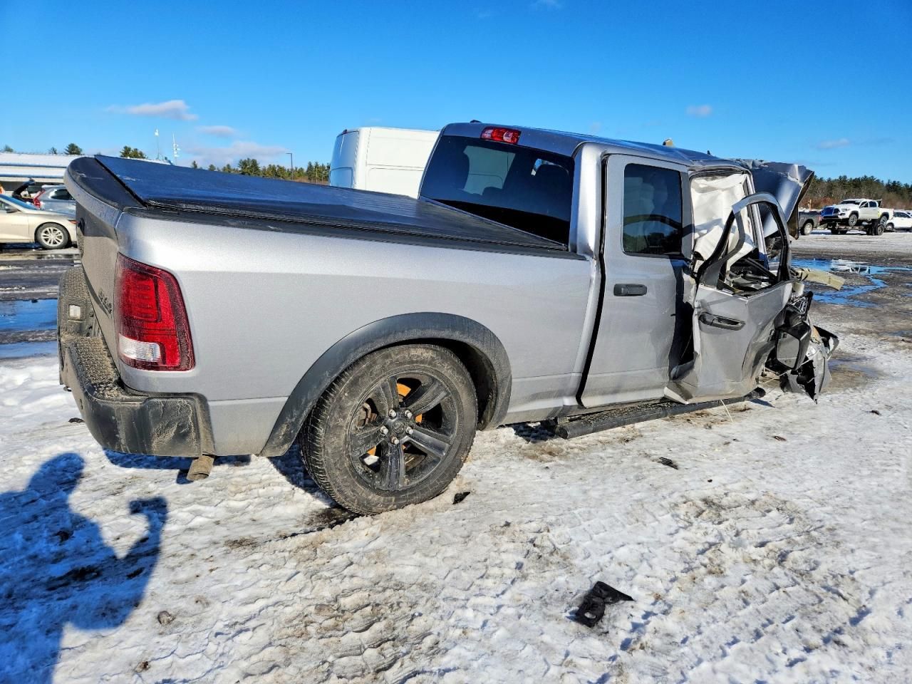 2022 Dodge Ram 1500 Classic slt