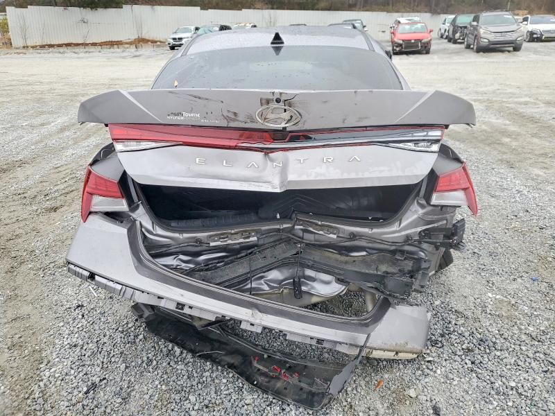 2025 Hyundai Elantra sel Convenience