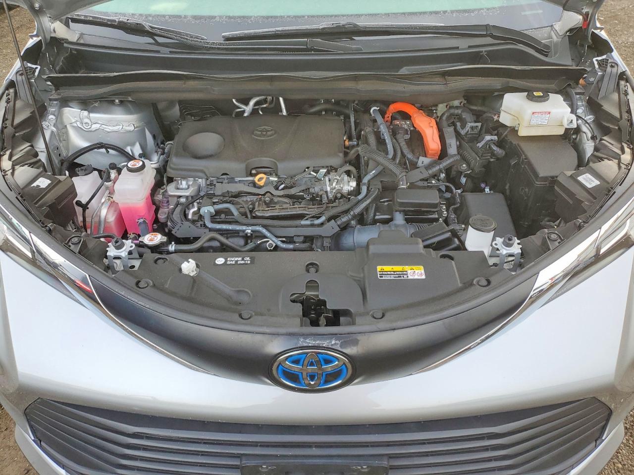 2023 Toyota Sienna le
