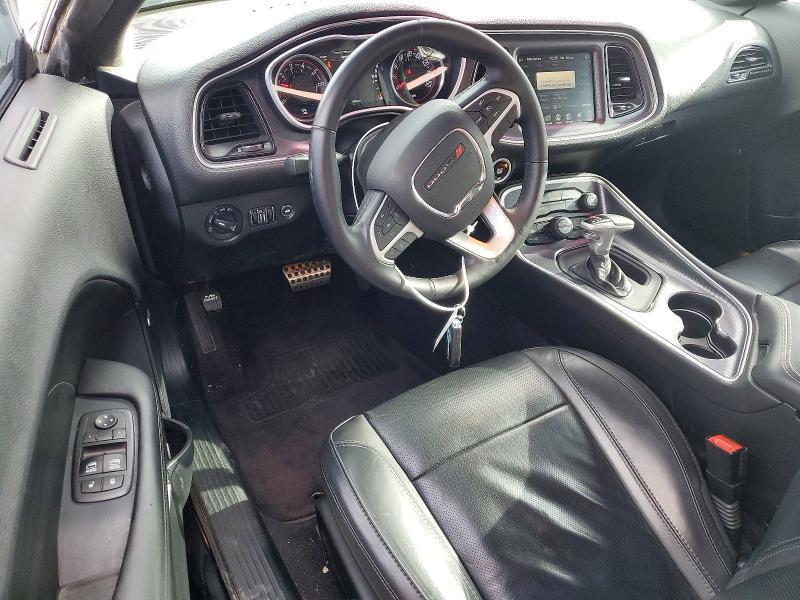 2016 Dodge Challenger sxt