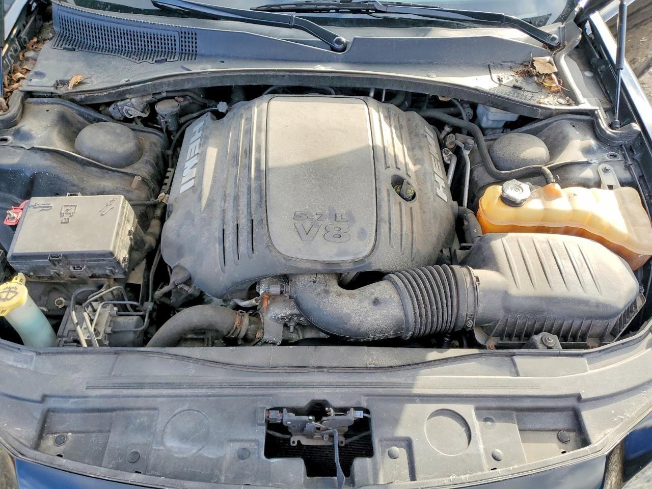 2012 Chrysler 300 s
