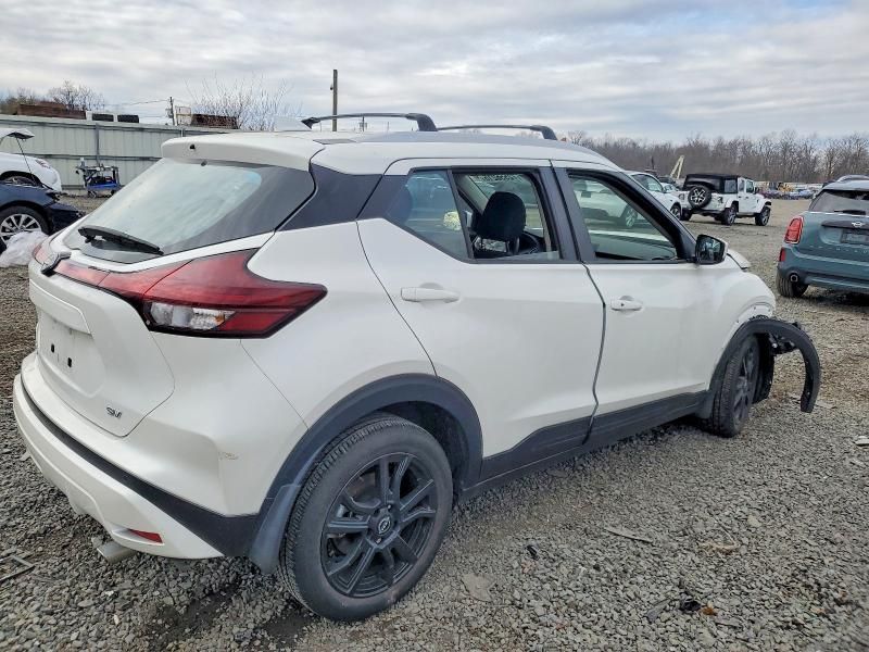 2024 Nissan Kicks sv