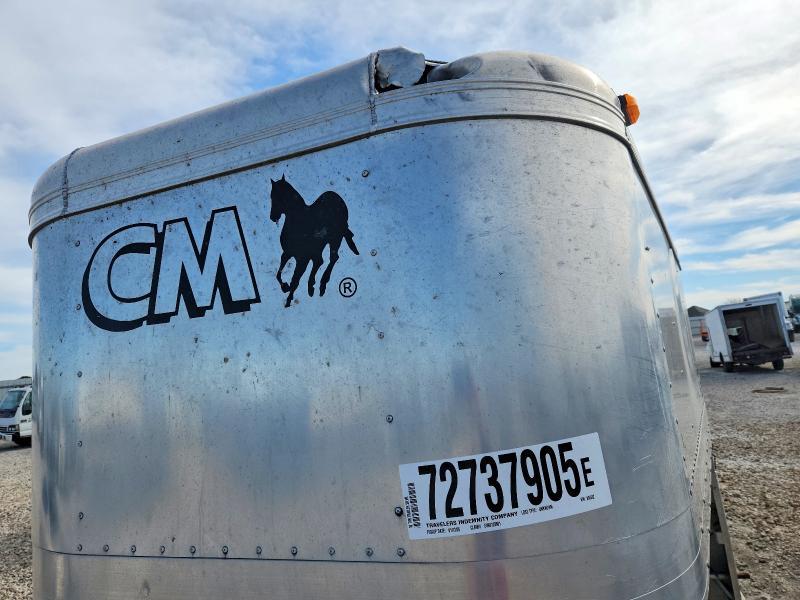 2010 Cm Trailer 2010 CM Horse Trailer