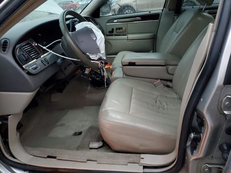 2007 Lincoln Town car Signature