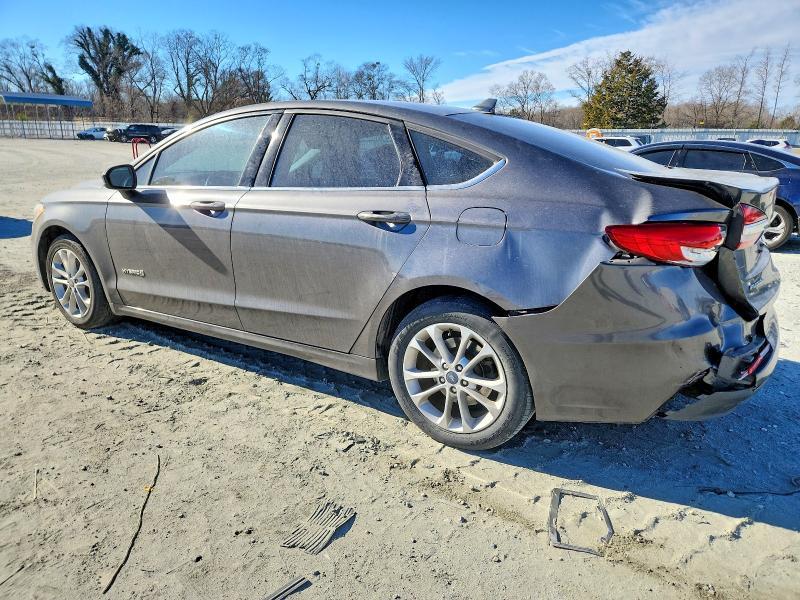 2019 Ford Fusion se