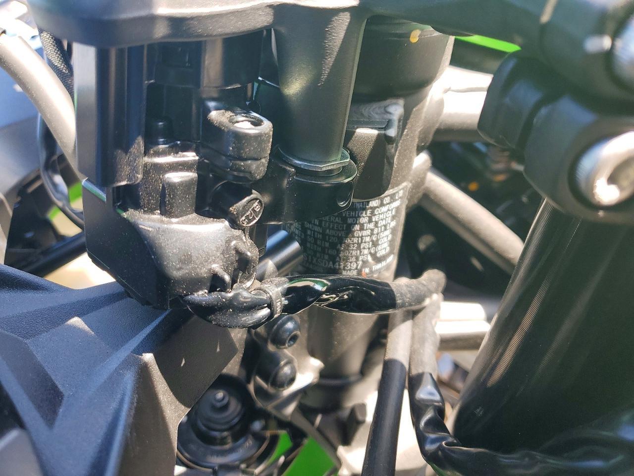 2025 Kawasaki ZX400