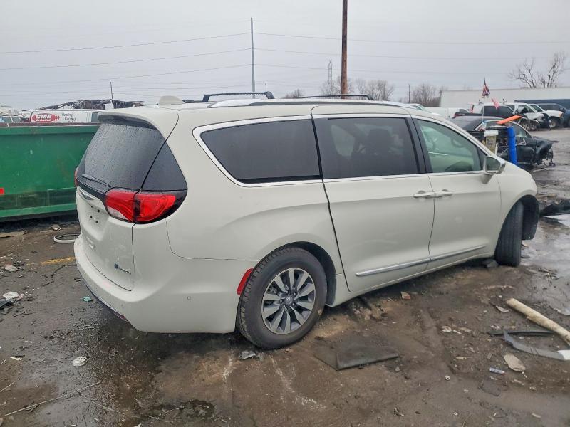 2020 Chrysler Pacifica Hybrid Limited