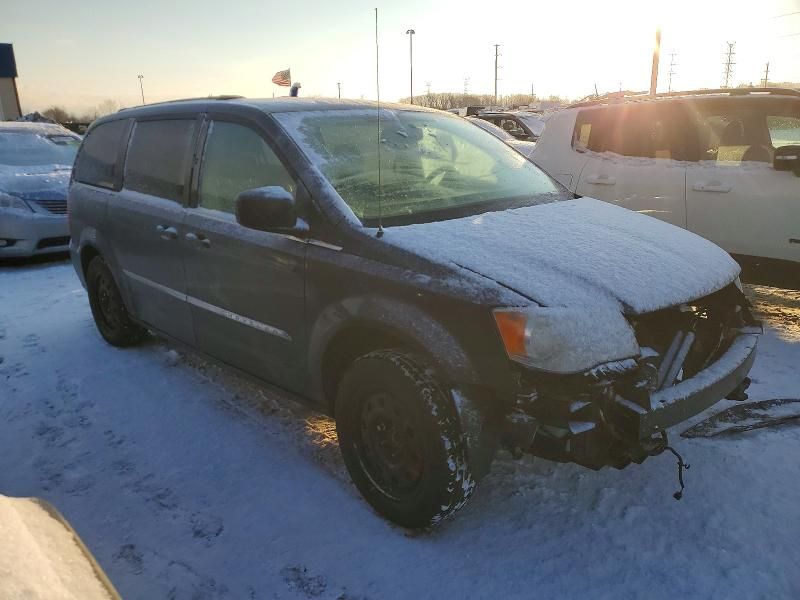 2014 Chrysler Town & Country Touring
