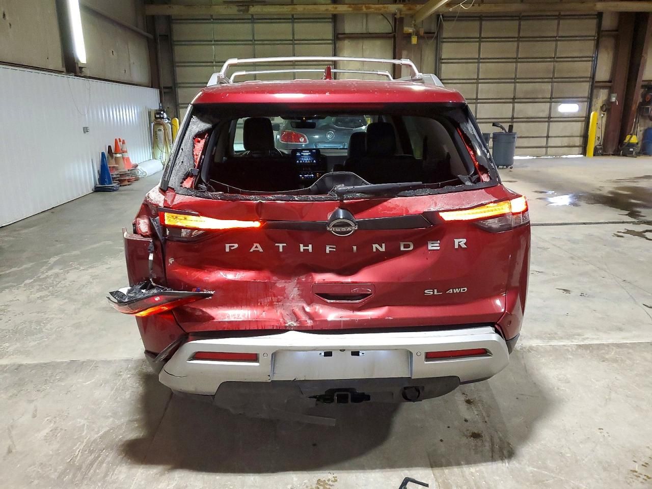 2023 Nissan Pathfinder sl