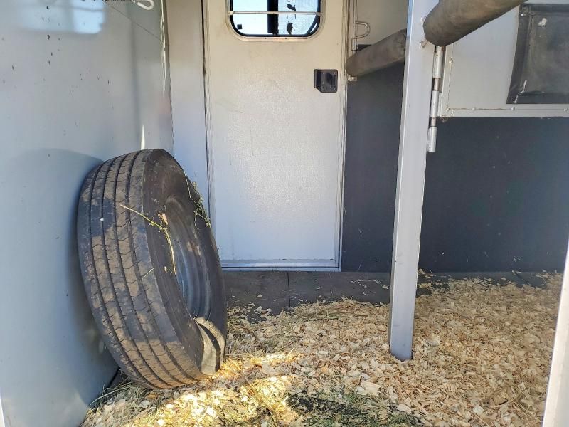 2015 Adam Trailers 2015 Adam D62-14 Livestock Trailer