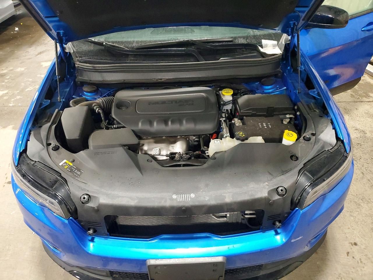 2023 Jeep Cherokee Altitude lux